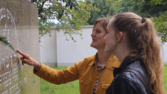 Der gute Ort: Führung auf dem jüdischen Friedhof in Zittau